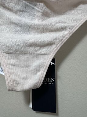 NEW RALPH LAUREN Monogram Mesh Light Truffle Thong Panty Womens Size Small NWT